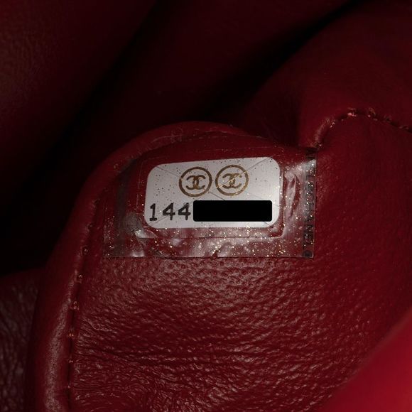 Chanel Patent Leather Classic Maxi Double Flap Bag - Picture 6 of 15